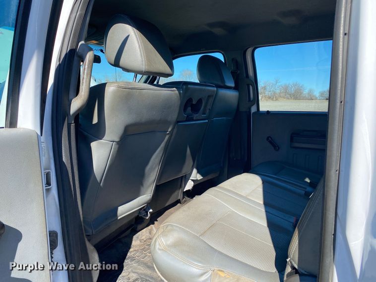 image for item KW9007 2013 Ford F550 Super Duty  Crew Cab utility / service truck