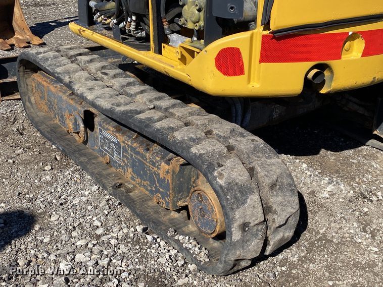 image for item KW9008 2014 John Deere 17D  mini excavator