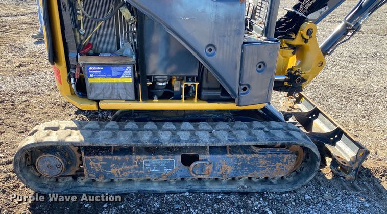 image for item KW9008 2014 John Deere 17D  mini excavator