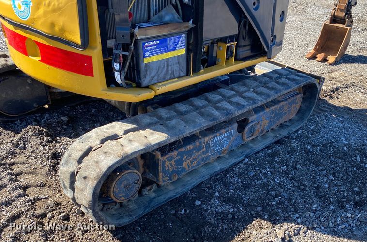 image for item KW9008 2014 John Deere 17D  mini excavator