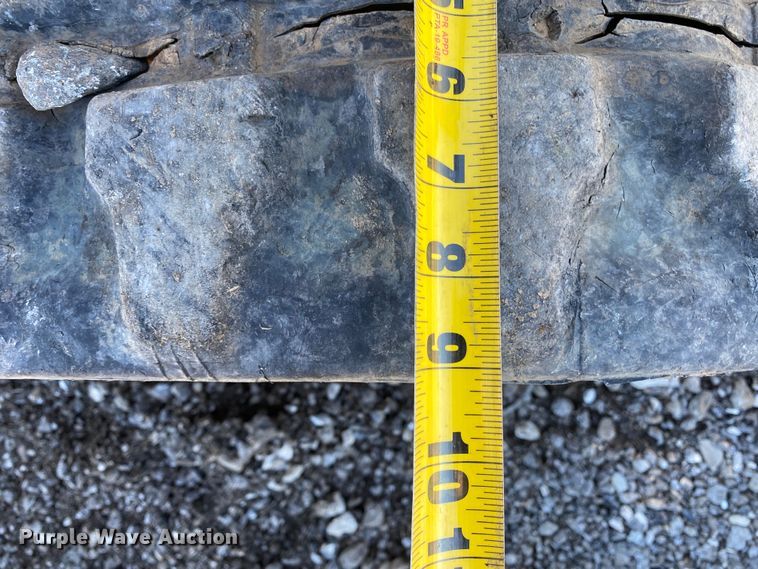 image for item KW9008 2014 John Deere 17D  mini excavator