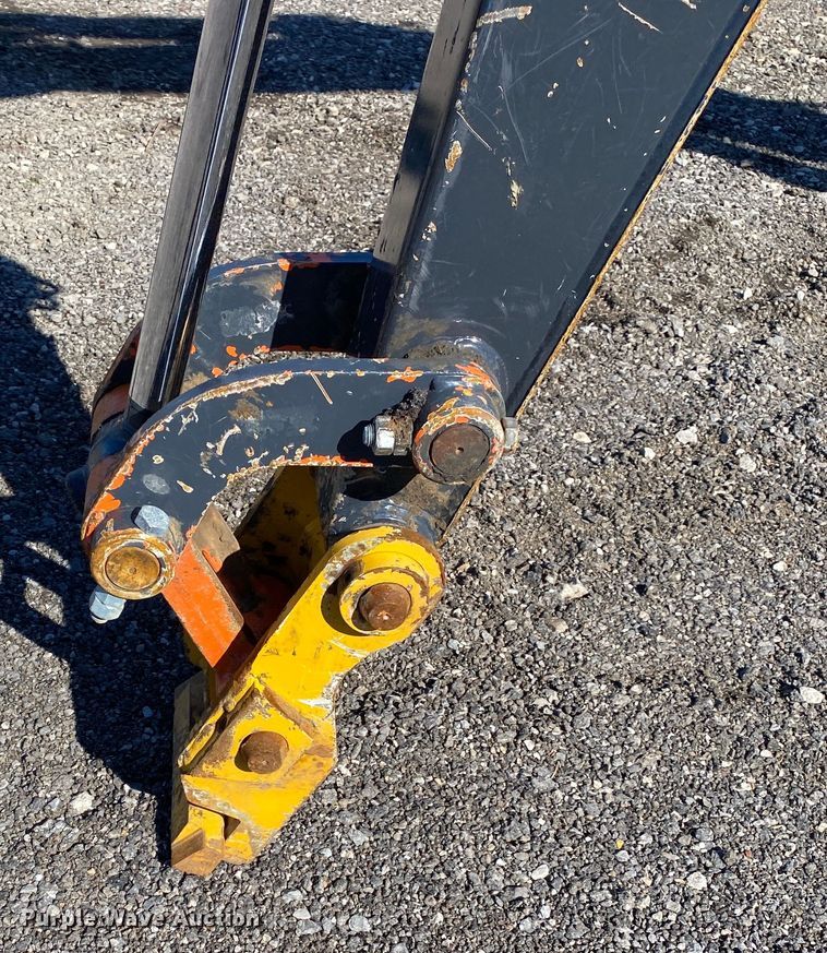 image for item KW9009 2017 John Deere 35G  mini excavator