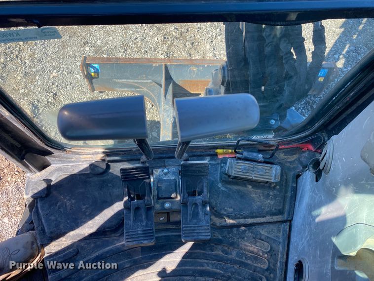 image for item KW9009 2017 John Deere 35G  mini excavator