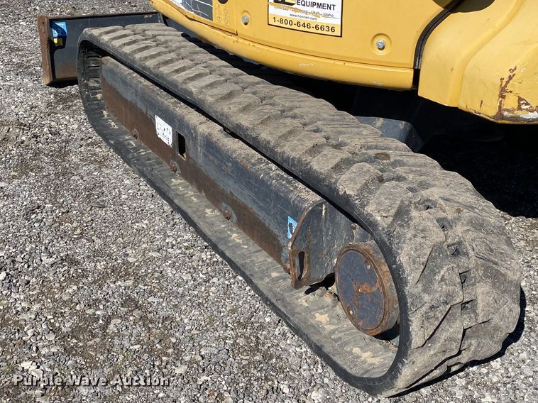 image for item KW9009 2017 John Deere 35G  mini excavator