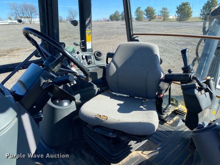 image for item KW9010 2012 John Deere 310SJ  backhoe