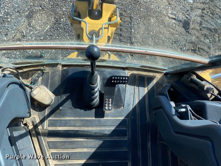 image for item KW9010 2012 John Deere 310SJ  backhoe