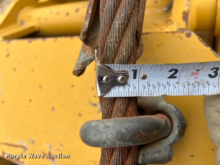 image for item LA9796 Paccar PA56-E00100E  winch