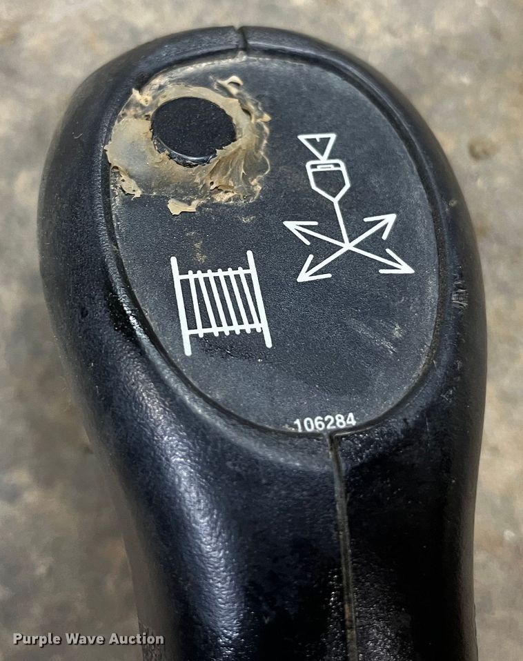 image for item LA9796 Paccar PA56-E00100E  winch