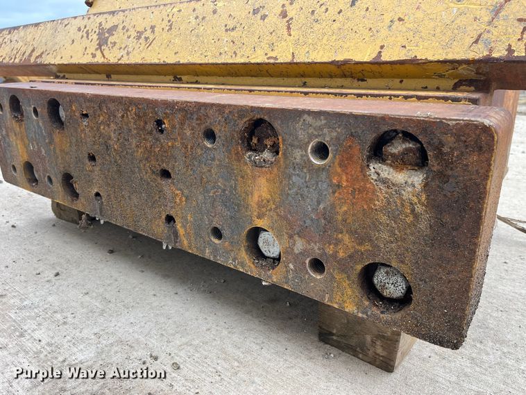 image for item LA9799 Dozer rear bumper toolbox