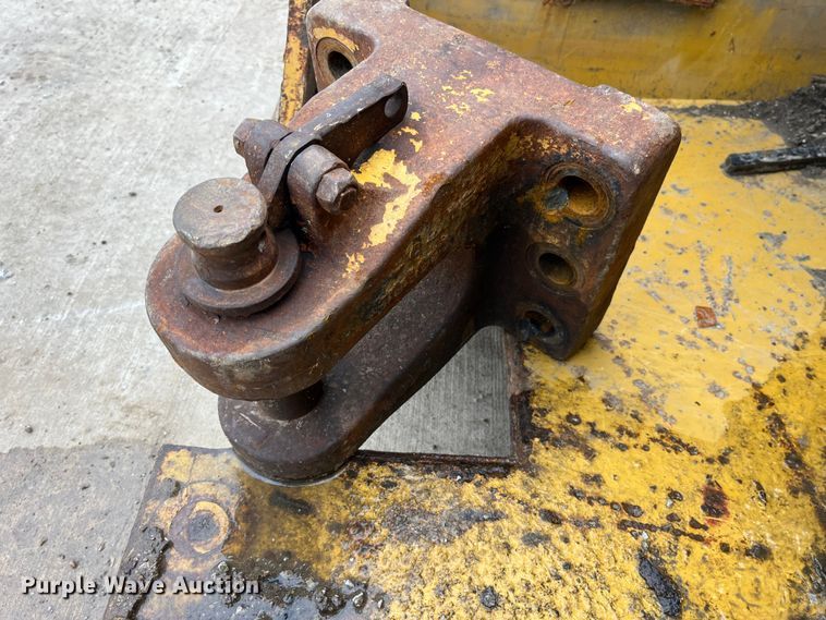 image for item LA9799 Dozer rear bumper toolbox