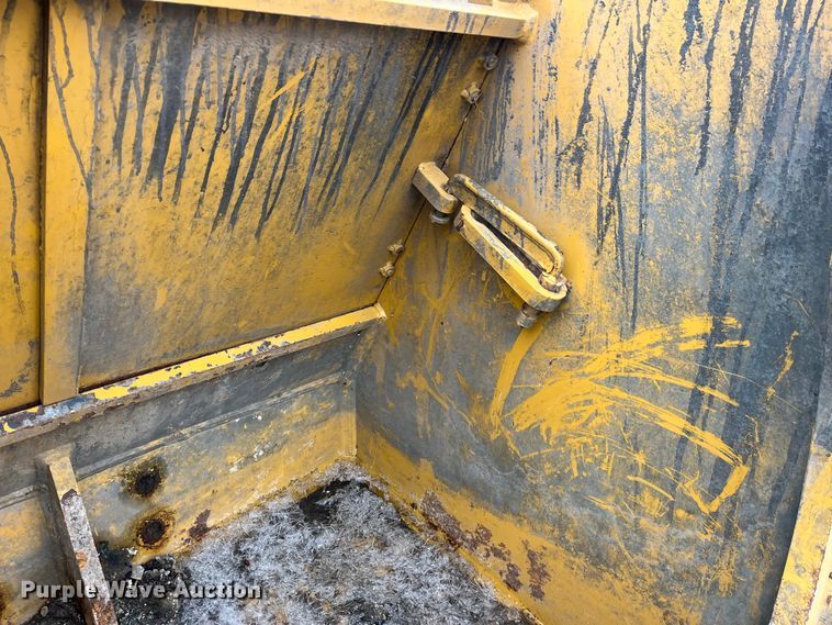 image for item LA9799 Dozer rear bumper toolbox