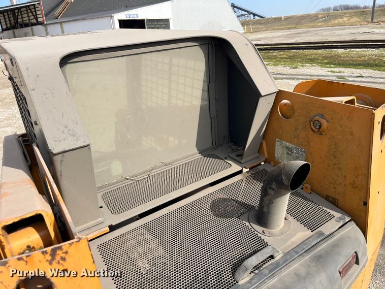 image for item LA9805 2007 Case 420  skid steer loader