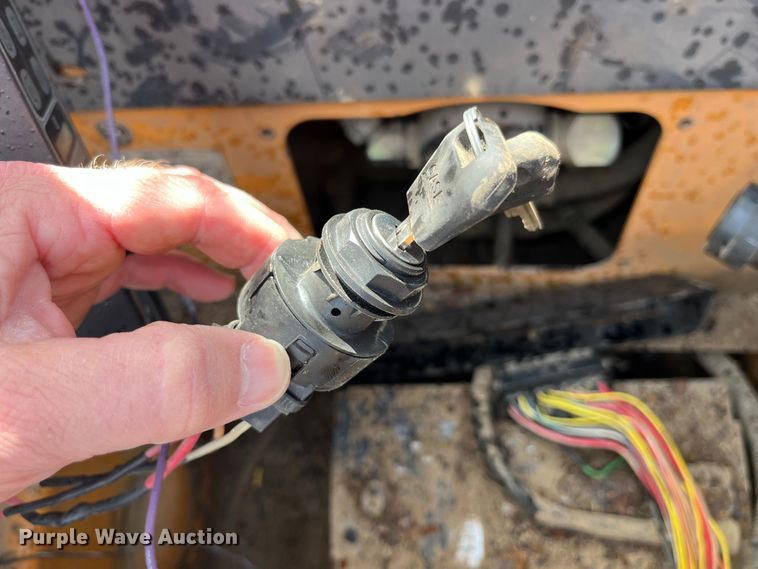 image for item LA9805 2007 Case 420  skid steer loader