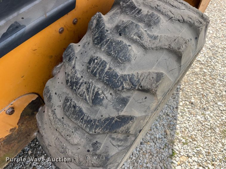 image for item LA9805 2007 Case 420  skid steer loader