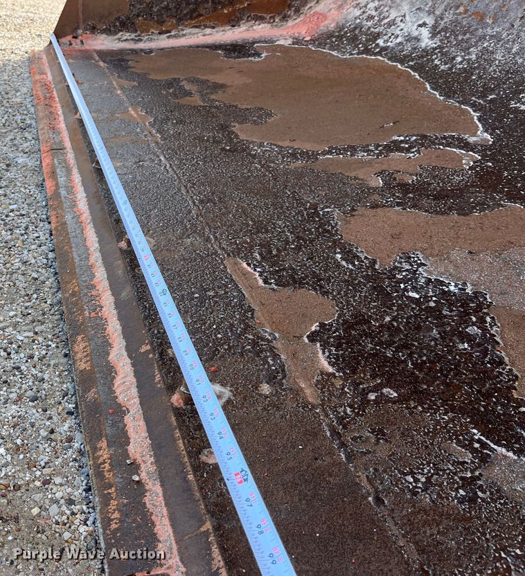 image for item LA9806 2007 John Deere 624J  wheel loader