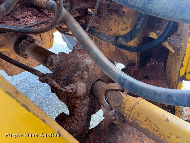 image for item LA9806 2007 John Deere 624J  wheel loader