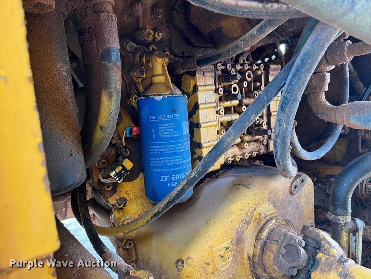 image for item LA9806 2007 John Deere 624J  wheel loader