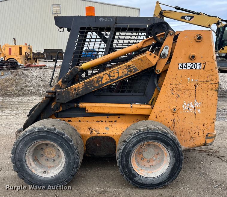 image for item LA9815 2000 Case 90XT  skid steer loader