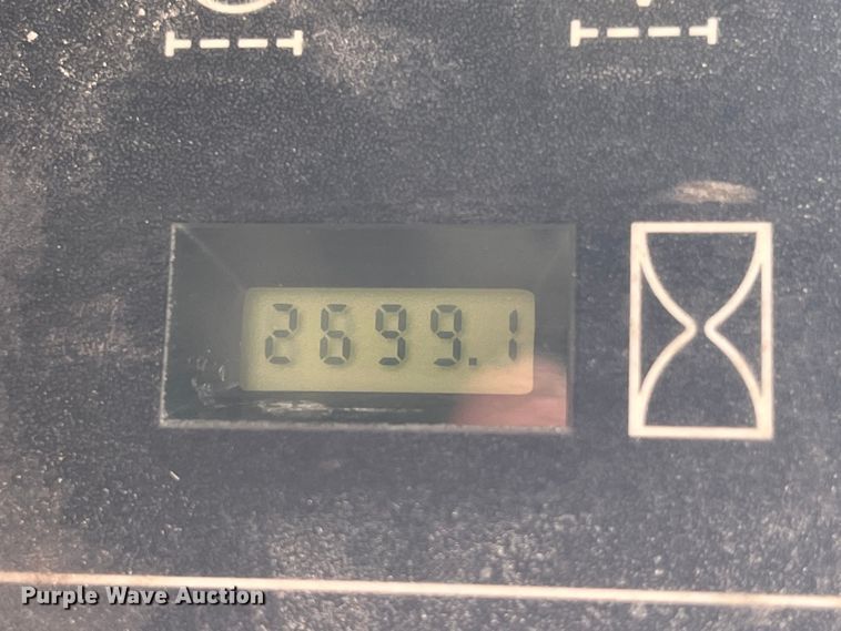 image for item LA9815 2000 Case 90XT  skid steer loader