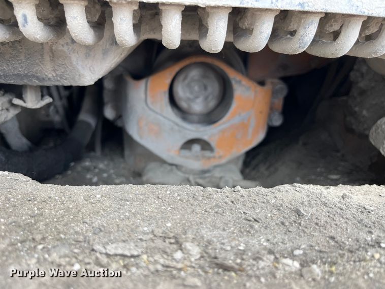 image for item LA9815 2000 Case 90XT  skid steer loader