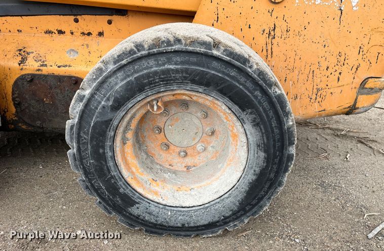 image for item LA9815 2000 Case 90XT  skid steer loader