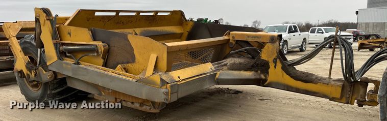 image for item LA9817 Scoop-all 171202  scraper