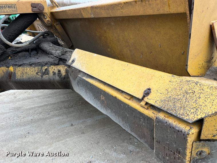 image for item LA9817 Scoop-all 171202  scraper