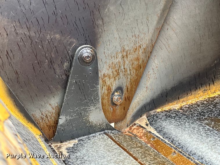 image for item LA9817 Scoop-all 171202  scraper