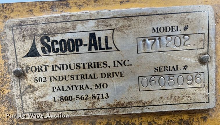 image for item LA9817 Scoop-all 171202  scraper