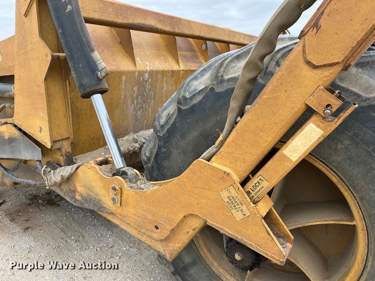 image for item LA9818 Scoop-all 171202  scraper