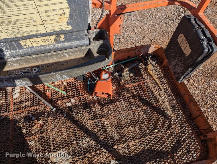 image for item LF9630 2010 JLG 660SJC  boom lift