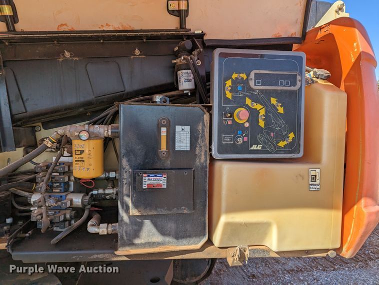 image for item LF9630 2010 JLG 660SJC  boom lift