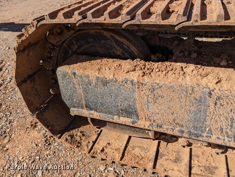 image for item LF9630 2010 JLG 660SJC  boom lift