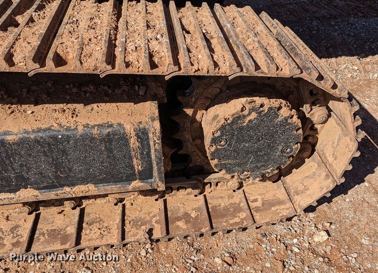 image for item LF9630 2010 JLG 660SJC  boom lift