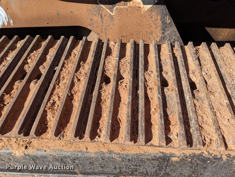 image for item LF9630 2010 JLG 660SJC  boom lift