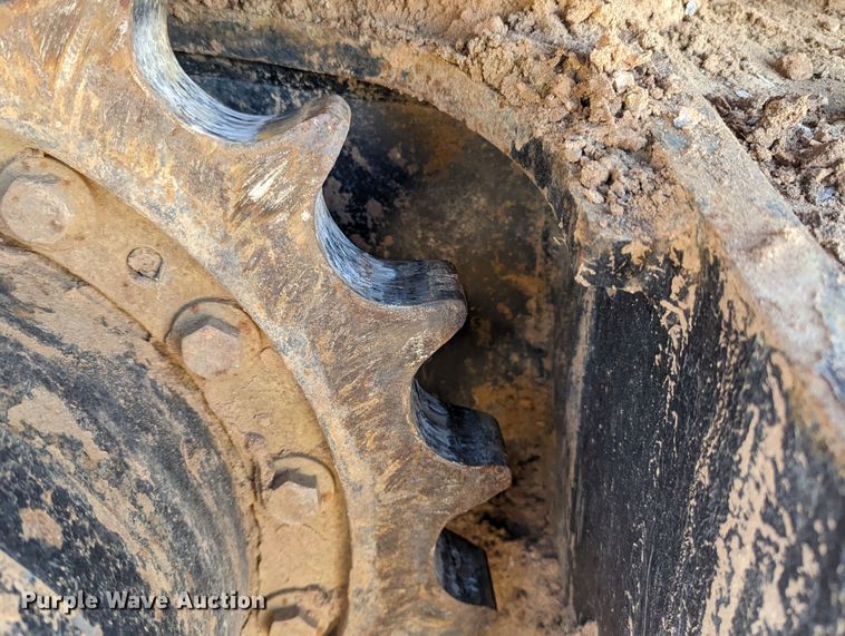 image for item LF9630 2010 JLG 660SJC  boom lift