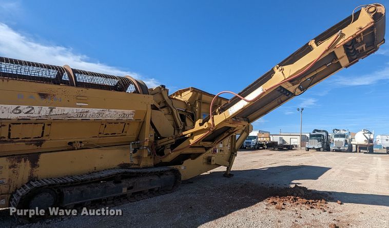 image for item LF9640 2005 Screen Machine 621T  trommel screen