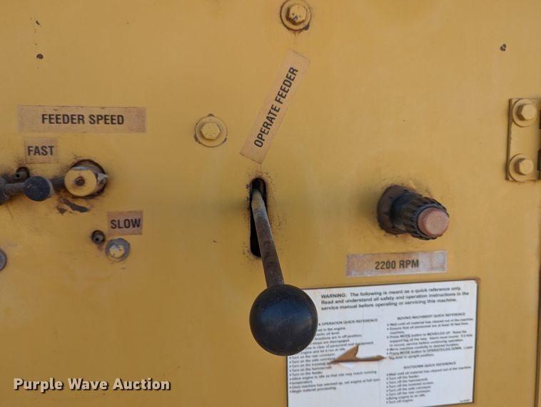 image for item LF9640 2005 Screen Machine 621T  trommel screen