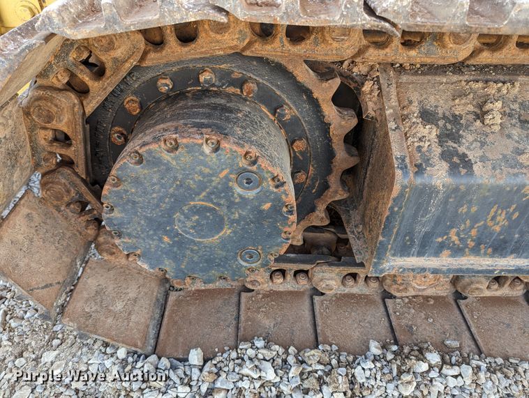 image for item LF9640 2005 Screen Machine 621T  trommel screen