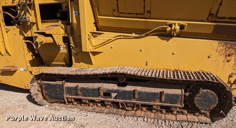 image for item LF9640 2005 Screen Machine 621T  trommel screen