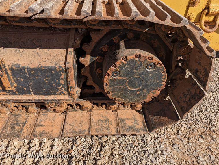 image for item LF9640 2005 Screen Machine 621T  trommel screen