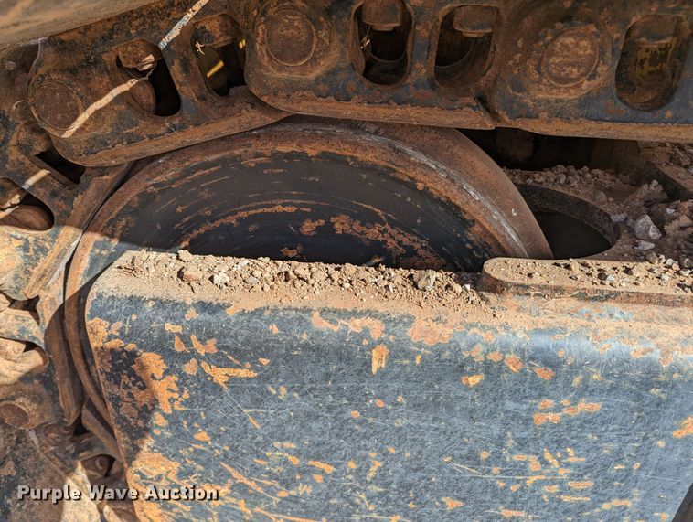 image for item LF9640 2005 Screen Machine 621T  trommel screen