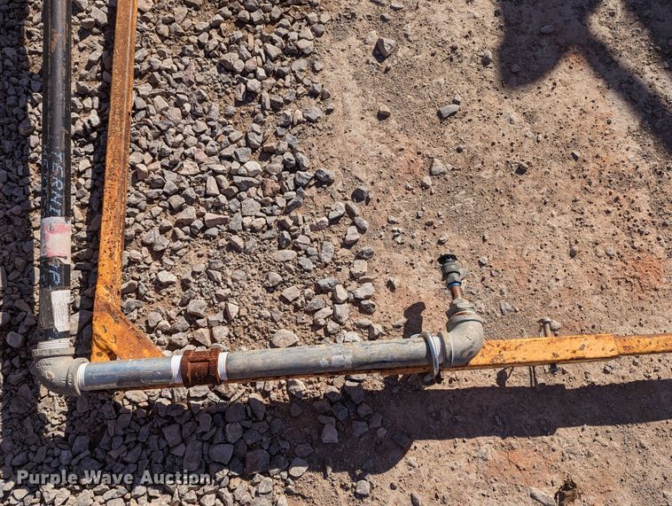 image for item LF9640 2005 Screen Machine 621T  trommel screen