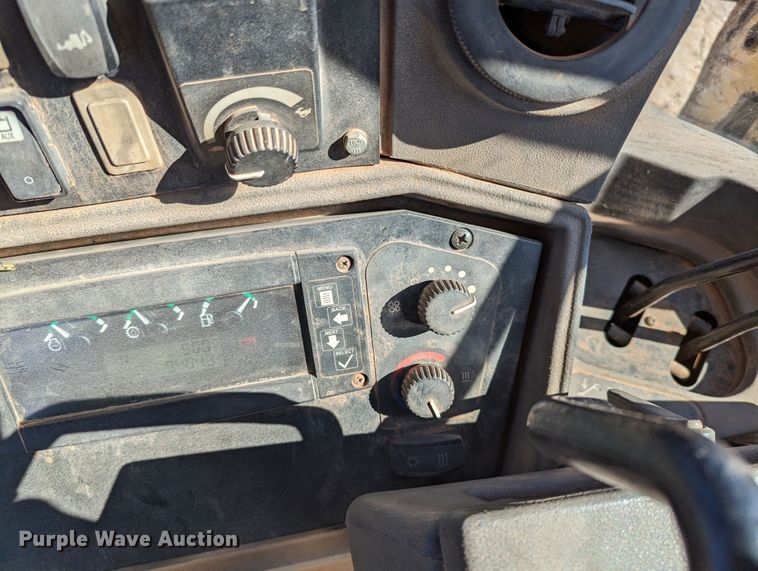 image for item LF9656 2008 John Deere 310SJ  backhoe