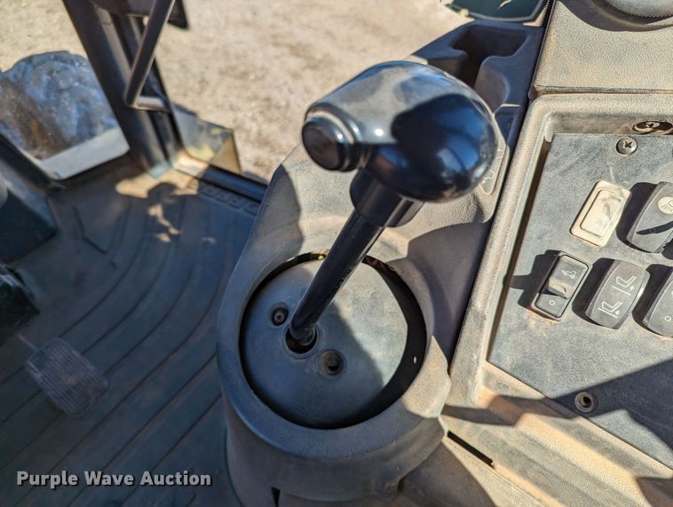 image for item LF9656 2008 John Deere 310SJ  backhoe