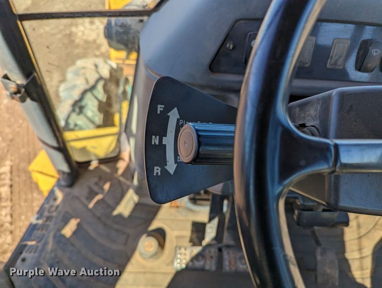 image for item LF9656 2008 John Deere 310SJ  backhoe