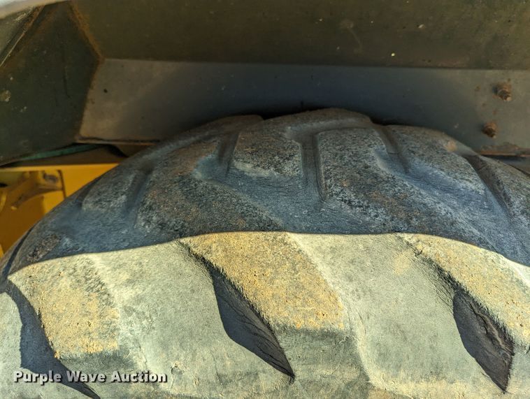 image for item LF9656 2008 John Deere 310SJ  backhoe