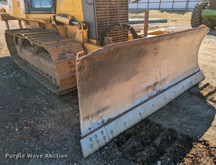 image for item LF9657 2008 John Deere 700J XLT  dozer