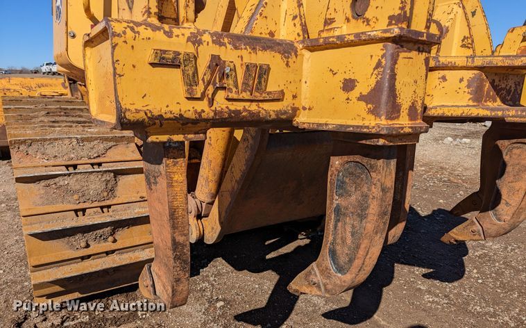 image for item LF9657 2008 John Deere 700J XLT  dozer