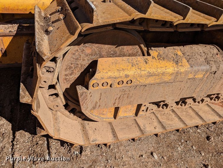 image for item LF9657 2008 John Deere 700J XLT  dozer